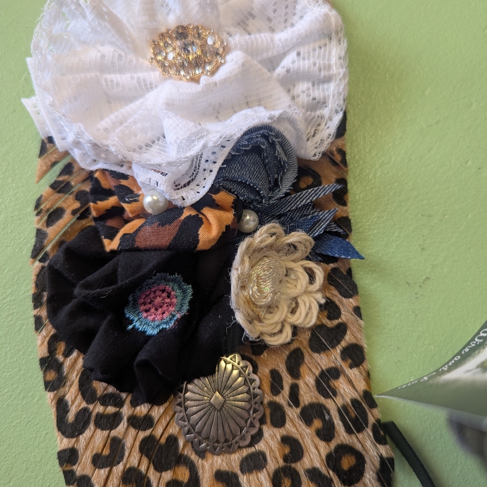 Floral Leopard Print Decorative Hatband - White, Black & Tan